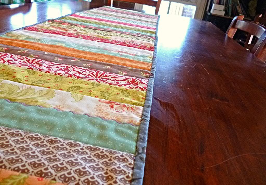 of quilt/table made! runner ever photos table the made have I is Here EASIEST runner of quilt/table made! runner ever photos table the made have I is Here EASIEST runner